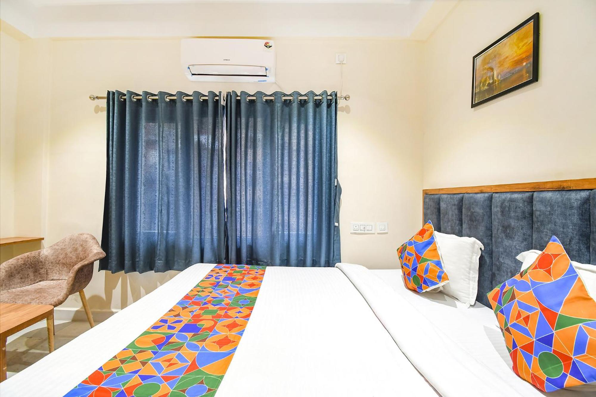 Fabhotel Prime The Golden Plaza - Nr Tarapith Temple Exteriör bild